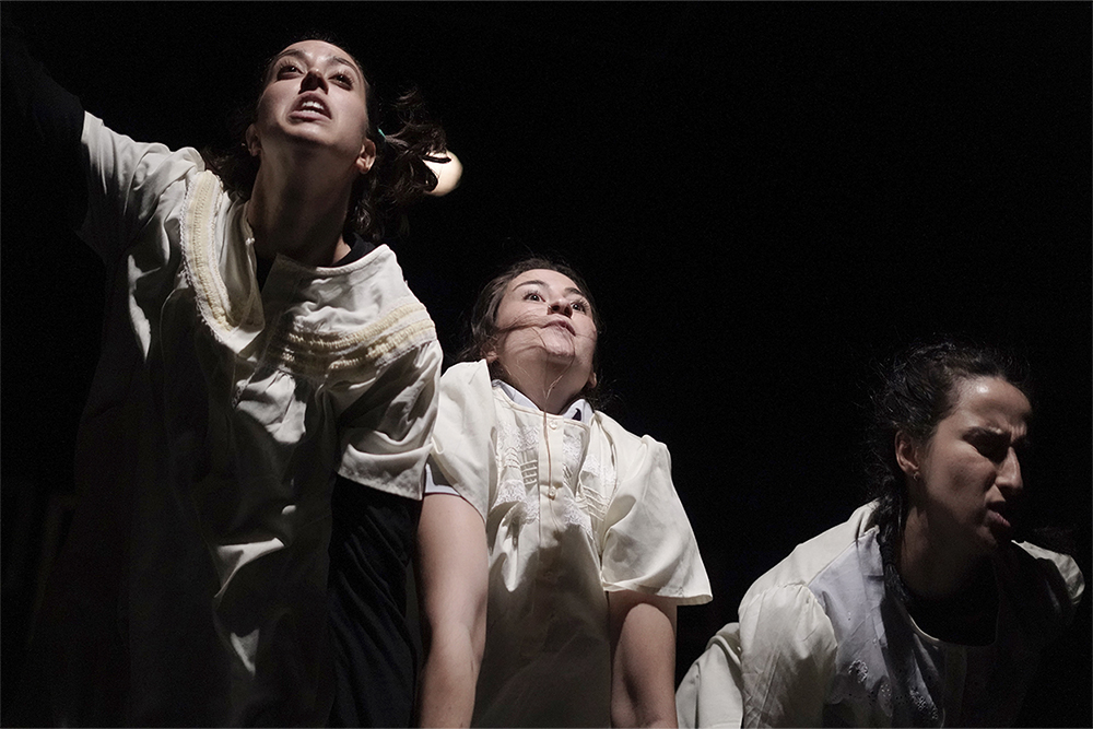 Three actresses who prevail the play at the Aeolian Theater